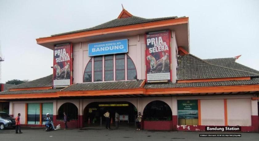 Hotel Nyland Pasteur Bandung Exterior photo