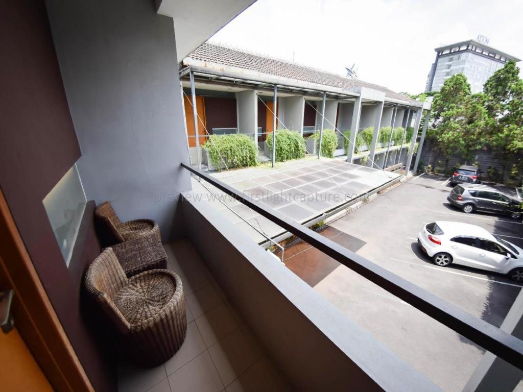 Hotel Nyland Pasteur Bandung Exterior photo