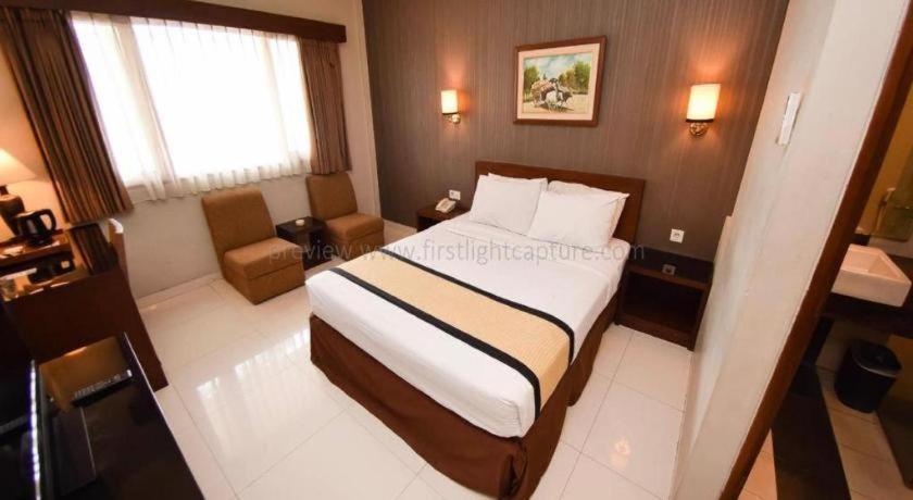 Hotel Nyland Pasteur Bandung Exterior photo