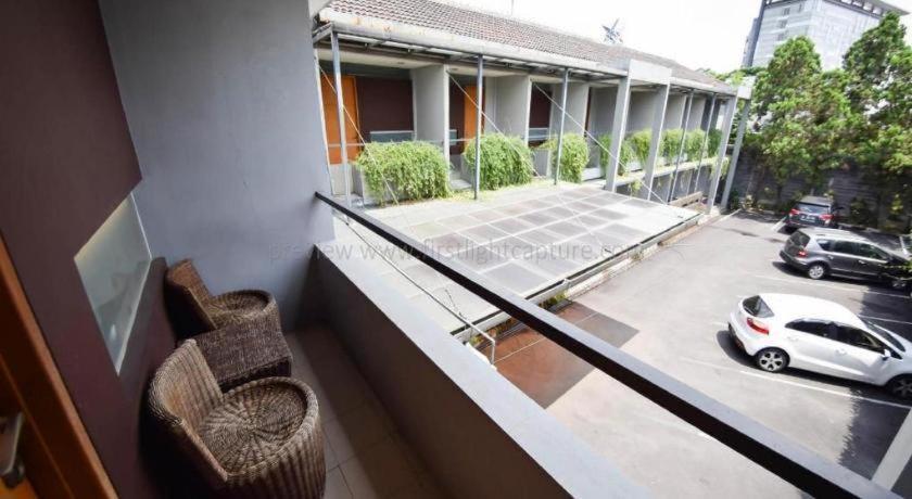 Hotel Nyland Pasteur Bandung Exterior photo